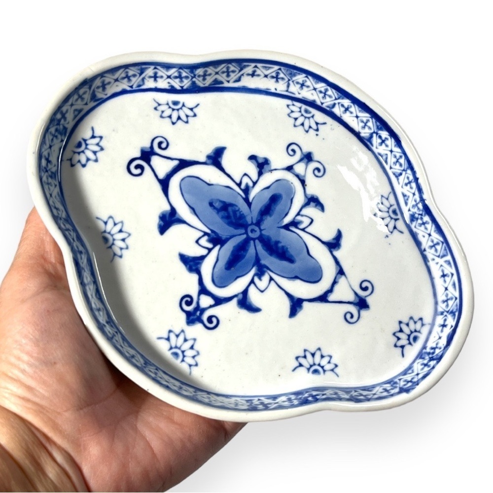 Vintage Porcelain Miniature Tea Set Tray Blue White Trinket‎ Dish Delft Style